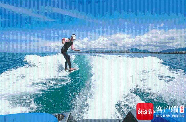 8岁男童误开车掉河，辅警寒夜将其救起，如何避免此类情况的发生呢？游戏画面